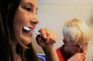 Brushing and Flossing Your Teeth - best technique of brushing - best technique of flossing